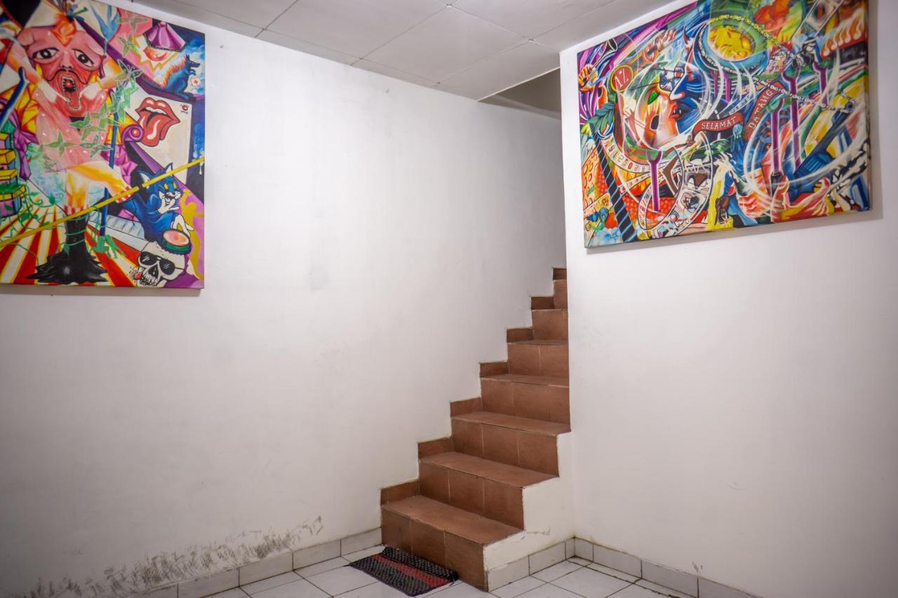 A Pousada Zenrra Backpacker Bandung Exterior foto