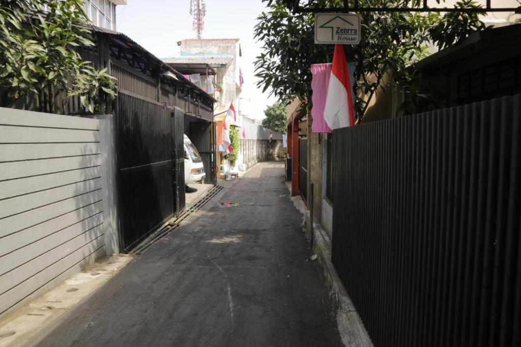 A Pousada Zenrra Backpacker Bandung Exterior foto